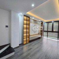 Cho Thuê Nhà Mới Xây 6T Lạc Long Quân.diện Tích33M2(Mt 3.3M). Nội Thất Cơ Bản. Giá: 22 Triệu. Liên Hệ: 0978555775