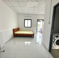 Căn Hộ Studio Ban Công 35M2 Ngay Cầu Vượt Hoàng Hoa Thám, Quận Tân Bình