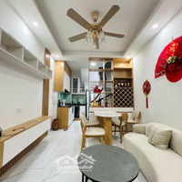 Bán Gấp Nhà Văn Miếu Đống Đa,Diện Tích26M2 5 Tầng 3 Phòng Ngủ, Nhà Mới Full Nội Thất 30M Ra Phố