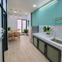 Siêu Phẩm 1 Phòng Ngủban Công - Không Giới Hạn Người Ở - Máy Giặt Riêng Sau Lưng Kdc Lakeview City Quận 2
