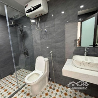 Bán Gấp Căn Hộ 3 Phòng Ngủ 2 Vệ Sinh 45M2, 4,5 Tỷ. Bách Khoa, Hai Bà Trưng