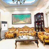 Bán nhà Kim Mã Thượng, Ba Đình, ngõ rộng, 2 ô tô tránh nhau, vài bước ra phố. Giá 16 tỷ