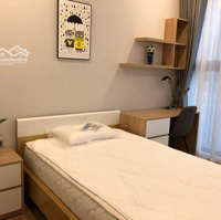 Chính Chủ Cho Thuê Căn Hộ Tại 15 - 17 Ngọc Khánh 160M2, 3 Phòng Ngủ Đủ Đồ, View Hồ - Liên Hệ: 0985878587