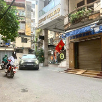Vị Trí Đẹp, Gần Đường Ô Tô Tránh, Nhà Mới Đẹp Khách Chỉ Việc Xác Vali Về Ở Ngay