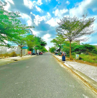 Bán Đất Kdc Đông Đúc (130M2) Đối Diện Trường Học Và Chợ, Sổ Hồng Riêng