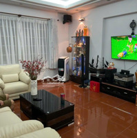 Nhà Nguyên Căn 4 Tầng Ngay Công Viên Mát Mẻ Đầy Đủ Nội Thất. Liên Hệ 0962117771
