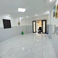 Nhà lầu 3 phòng ngủ cách trường đại học Cần Thơ 500m