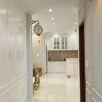 Cho Thuê Căn Hộ Cao Cấp Grand Riverside. Vị Trí: 283 Bến Vân Đồn, Phường 2, Quận 4