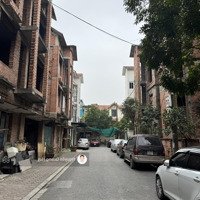 Chính Chủ Gửi Bán Căn Biệt Thự Xây Thô,Diện Tích123M2 Tại Thôn Cam, Xã Cổ Bi, Hai Mặt Tiền Trước Sau.
