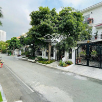 Bán Biệt Thự Song Lập Mỹ Quang, Khu Cảnh Đồi,Khu Trung Tâm Phú Mỹ Hưng ,Quận 7,Diện Tích:231M Giá:82 Tỷ