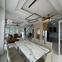 Cho Thuê Nhà Phố 70 Triệu/Tháng 4 Phòng Ngủfull Nội Thất,Q.2 - 417M2 Sàn, Sân Vườn, Vào Ở Ngay Liên Hệ: 0936890795