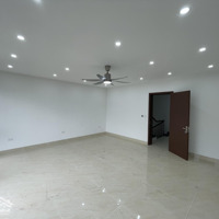 Cho Thuê Nhà Biệt Thự Nguyên Căn Hoàn Thiện Đẹp Tại Phường Dương Nội Quận Hà Đông, Giá Bán 20 Triệu