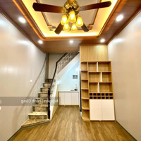 Bán Nhà Trung Tâm Phố Cổ Hà Đông_Dân Xây_1 Nhà Ra Ô Tô Tránh_Thiết Kế 3 Tầng 2Pn_Chỉ Nhỉnh 4 Đồng