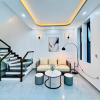 Nhà Xây Mới Độc Lập Sân Cổng 60M 3 Tầng Tại Trung Tâm Lê Lợi. Gần Ngay Trường, Chợ, Bãi Đỗ Xe