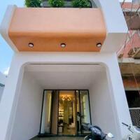 Nhà đẹp VIP đường nhựa kinh doanh ngay chợ Y Nuê
