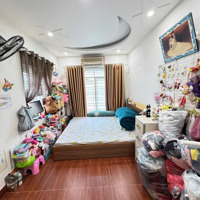 Hàng Hiếm, Bán Nhà Phố Nguyễn Văn Cừ - Ngõ Thông - Ô Tô Qua - 30M2 X 5T - Nhỉnh 7 Tỷ