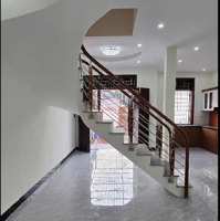 Cần Bán Nhà Kim Sơn - Gia Lâm - Hiếm - Mặt Ngõ Ô Tô - Ô Tô Vào Nhà. D Tích =100M2. Mặt Tiền = 6M