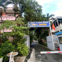 Biệt Thự Mặt Tiền Huỳnh Lan Khanh. Khu Compound Chỉ 10 Hộ. Căn Góc 10X20, Trệt 3 Lầu. Hãy Xem Qua !