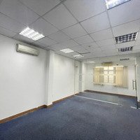 Chính Chủ Cho Thuê Văn Phòng 35M2 Giá Rẻ Ngay Mặt Tiền Đường Lê Quốc Hưng, Quận 4