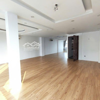 Chính Chủ Cho Thuê Văn Phòng Giá Rẻ Ở Cư Xá Nguyễn Văn Trỗi, Pn, View Cầu Công Lý Cực Thoáng