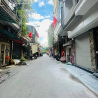 Nhà Đẹp, Vị Trí Đắc Địa, Trước Nhà Oto Tránh, Kinh Doanh Tốt.