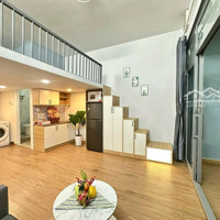 Cho Thuê Căn Hộ Duplex Ban Công, Siêu Rộng 50M2, Gần Nhà Hát Hoà Bình, Vòng Xoay Dân Chủ Quận 10