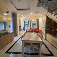 Cho Thuê Biệt Thự Full Nội Thất - Vào Ở Ngay