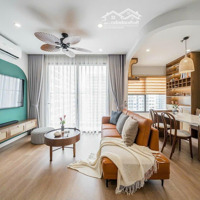 Chính Chủ Bán Cắt Lỗ Căn 2 Ngủ 2 Vệ Sinh +1 Tòa S3Diện Tích64M2 Giá Bán Gấp 3,9 Tỷ Có Thương Lượng
