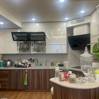 Bán căn đập thông 182m2 VIEW HỒ tại Vinhomes D''Capitale, giá tốt