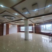 Cho Thuê Văn Phòng Khu Hoàng Cầu ,Giá Tốt ,Vị Trí Đẹp - Vào Làm Việc Được Ngay