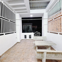 Bán Nhà 6 Phòng Ngủ 2 Mặt Tiền Đường Số Xe Hơi Vào Tới Nhà