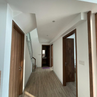 Cho Thuê Duplex 4 Phòng Ngủ Vista Verde Nội Thất Cơ Bản,Diện Tích215M2, Tầng Cao Mát Mẻ, Nhà Đẹp