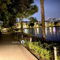 Biệt Thự View Hồ 2 Mặt Tiền Nhà Full Nội Thấtdiện Tích176M2 ,1 Trệt 2 Lầu Sân Vườn Rộng Thoáng Giá Bán 39 Tỷ
