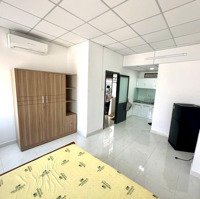 Phòng Ban Công Thoáng Full Nội Thất Máy Giặt Riêng Cạnh Sân Bay Nhà Ga T3