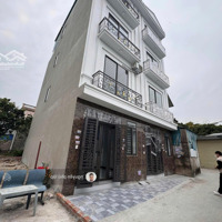 Cần Bán Gấp Nhà Sài Sơn 42M2 3 Tầng, Ô Tô Đỗ Cửa, Gần Đường 421B, 422 Giá Bán 3,55 Tỷ Có Tl