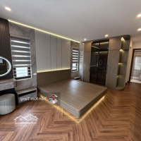 Bán Nhà Bát Khối - Thạch Bàn 41M X 7 Tầng Thang Máy Full Nội Thất, Lô Góc, Có Gara Ô Tô Vàop