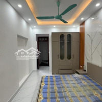 Phố Nhà Binh Hoàng Văn Thái 4 Tầng 30M Lô Góc Khu Vip Dân Trí Cao Hiếm Nhà Bán !!!