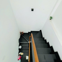 Bán Nhàmặt Tiềnngay Nguyễn Du, Quận 1. Diện Tích: 8,6Mx18M - 7 Tầng - Hđt: 500 Triệuiệu/Tháng. Giá Bán 70Tỷ