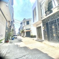 Nhà Đẹp Giá Rẻ 4 Tầng Btct 64M2 Lã Xuân Oai Chỉ 6.5 Tỷ