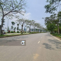 Bán Nhà Biệt Thự Ciputra, Vỉa Hè, Thang Máu, Hầm Gara, 400M X5 Tầng, Mt12M