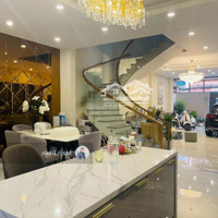 Biệt Thự Sân Vườn Khu Nguyễn Văn Trỗi, Phú Nhuậndiện Tích12X18M - 2 Lầu Khu An Ninh, Yên Tĩnh 34 Tỷ Tl