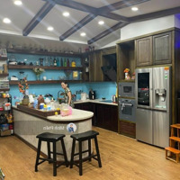 Biệt Thự Sân Vườn Khu Nguyễn Văn Trỗi, Phú Nhuậndiện Tích12X18M - 2 Lầu Khu An Ninh, Yên Tĩnh 34 Tỷ Tl