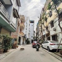 Bán Nhà Trung Tâm Ngọc Lâm, Phân Lô Ô Tô Tránh, Vỉa Hè, Kinh Doanh Đỉnh, 2 Thoáng, Đường Thông.