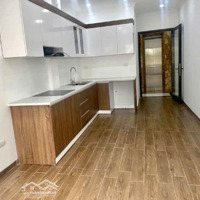 Nhà Đội Cấn Trung Tâm Ba Đình- 35 M Vuông 6 Tầng Thang Máy -Ô Tô Tránh Cách Nhà 10M Nhỉnh 9 Tỷ