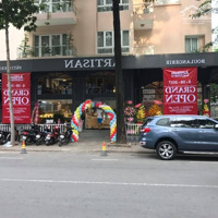 Bán Nhàmặt Tiềnngay Phú Mỹ Hưng, Tân Phong, Q. 7,Diện Tích11 X 19M, Hầm - 5 Tầng, Hđt 350 Triệuiệu. Giá Bán 87 Tỷ