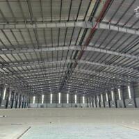 Cho thuê gần 5000m2 kho nhà xưởng tại Đà Nẵng.