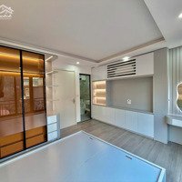 Bán Nhà Phố Yên Hòa - Nhà Đẹp, Ở Ngay -Diện Tích40M2 - Giá Nhỉnh 8 Tỷ