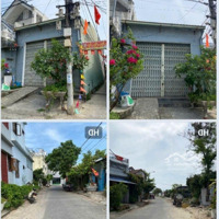 Cần Bán Nhà Cấp 4 Có Gác Đúc. Đẹp Vào Ở Ngay. Đang Chờ Thuê 5 Triệu / Tháng. Mặt Tiền Đường 5,5M