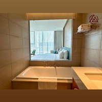 Cần Bán Cắt Ắt Lỗ Căn 2 Phòng Ngủview Biển Toà A Liên Hệ 0976383297