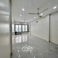 Cần Cho Thuê Nhà Mặt Phố Trần Đại Nghĩa 300M2 Mặt Tiền 12M Thông Sàn Phù Hợp Siêu Thị Showroom Cf